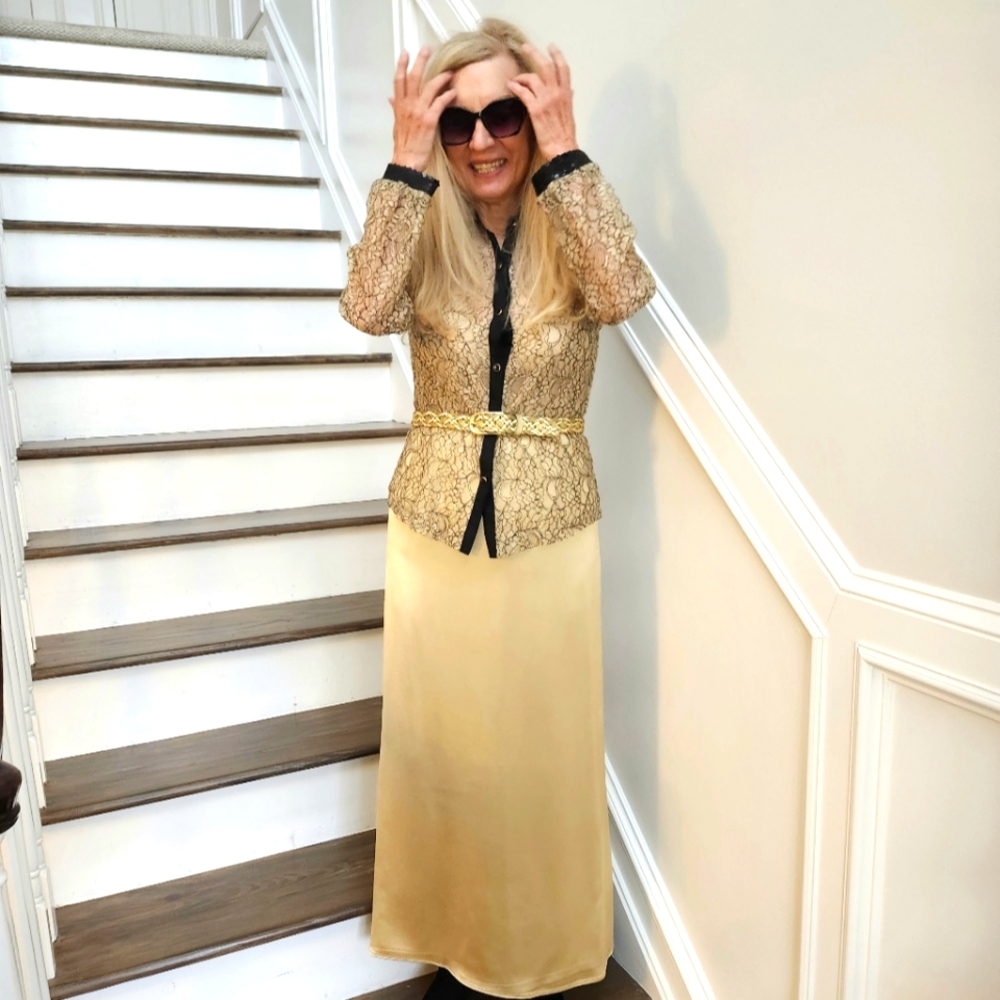 Kay Unger Gold Silk Maxi Skirt, Gold Belt, Gold/Black Blouse, Size Small, $85